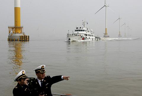 上海海事部门为东海风电建设开“绿灯”