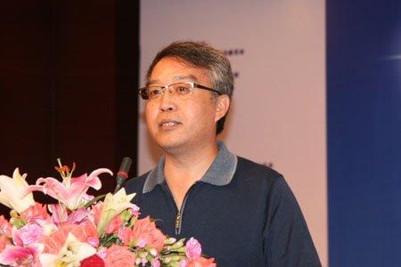 秦世平：政府引导建立国家新能源工业体系