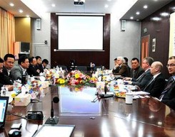 意大利KSB集团副总裁ManfredOesterle一行到国电南自公司参观交流