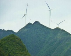 麻江：牛皮坳风电机组壮景
