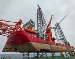 全球超大单机16MW海上风电机组吊装！