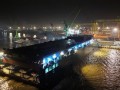 中国电建3600吨全回转起重船顺利滑移