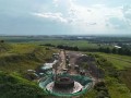 南非奥亚混合能源项目首台风机基础爆破成功