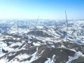 国内单体规模最大的山地风电场首台风机并网发电