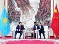 涉及新能源项目合作！倪真与哈萨克斯坦能源部部长叶尔兰·阿肯热诺夫会谈