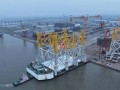 1.4万吨“超级导管架”滚装出海，为全球最大海上风电柔直工程注入核心动力