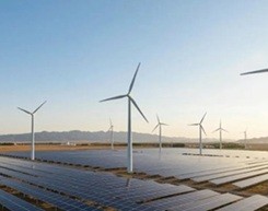 风光装机逼近半壁江山，上半年风电新增38.62GW稳居电源主力